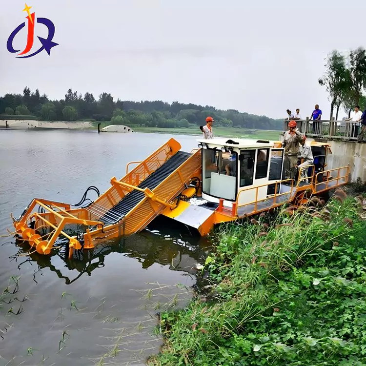 Hyacinth A Chwch Cutter Duckweed